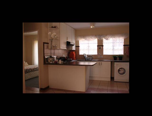 2 BEDROOM PROPERTY TO RENT IN BOARDWALK VILLAS